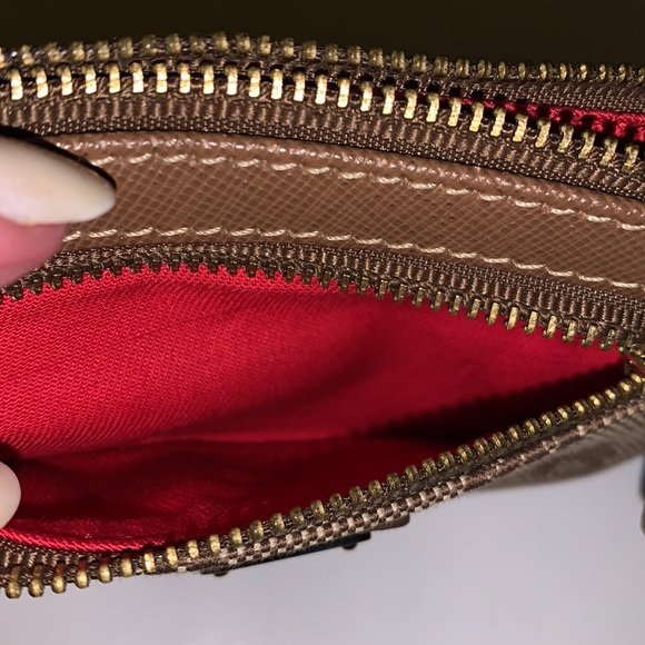 Dooney & bourke vintage wallet, keychain with card holder nwot - Picture 7 of 9